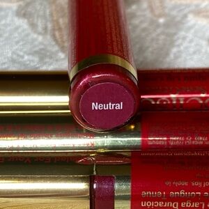 "LinerSense" in Neutral, By LipSense